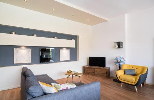 Beziers Villa | Villa climatisée avec piscine privée à la campagne proche de la mer sud de la France