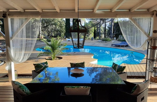 Piolenc Villa | Villa Climatisée Avec Piscine en Provence