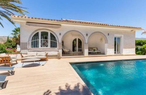 Rincon de la Victoria House | Villa con Piscina y vistas al mar