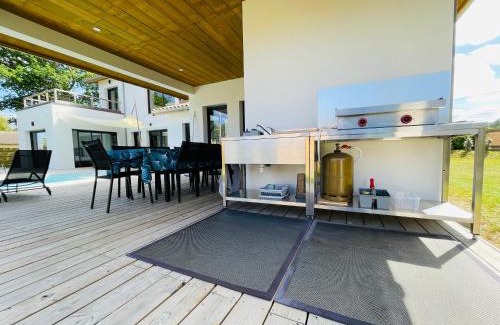 Lit-et-Mixe House | Villa confort piscine chauffée*/10KM CONTIS Plage
