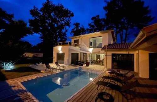 Lit-et-Mixe House | Villa confort piscine chauffée*/10KM CONTIS Plage