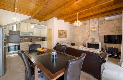 Kato Stalos Villa | Villa Constancia The Most Amazing Villas For You & Your Family