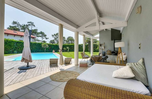 Capbreton House | Villa contemporaine avec piscine chauffée entre centre et plages