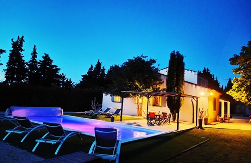 St.-Remy-de-Provence Villa | Villa Crousadou, 5 Bedrooms and swimming pool, Saint Rémy de Provence