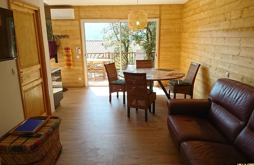 Lamalou-les-Bains House | Villa Creole Lamalou: F3 large terraces south view calm apartment Vanille
