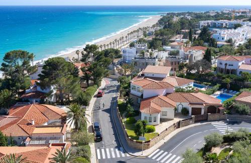 Miami Platja House | Villa Cristal