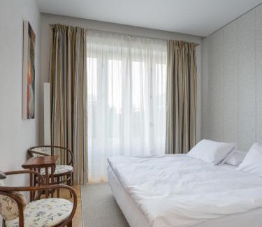 Tirgu Mures House | Villa Csonka by Privo