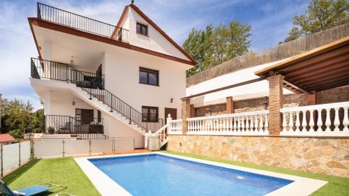 Huetor Santillan House | Villa Cuesta Colorada by Ruralidays