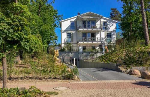 Binz Apartment | Villa "Düne 4" - WG1 im EG mit Terrasse strandnah