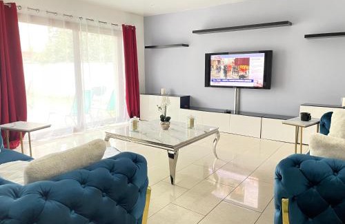 Le Perreux-sur-Marne Villa | Villa d'architecte 4 chambres 9 Personnes Proche Disney Paris