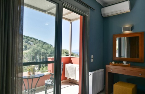 Eleios-Pronnoi Villa | Villa 'Dalasvillas Skala Acqua' with Sea View, Wi-Fi and Air Conditioning