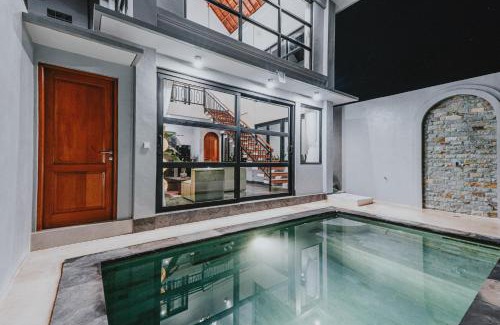 Batu Bolong Villa | Villa Dayana Canggu by Very Nice Place