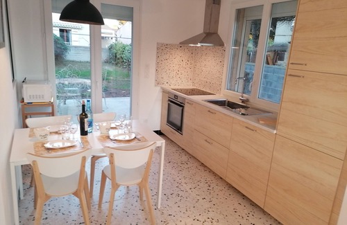 Le Grau-dʼAgde House | VILLA DE CHARMES - 2 APARTMENTS