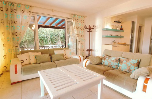 Gundogan Villa | Villa De La Vie With Private Pool