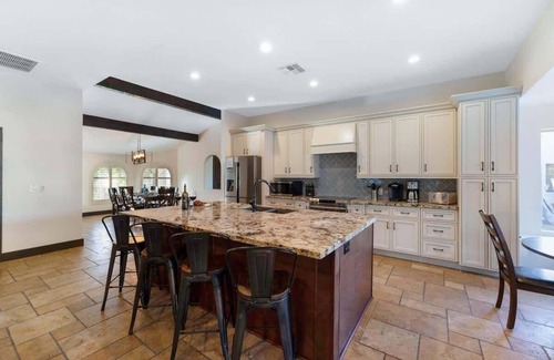 Sweetwater Street East House | Villa De Paradis Summ