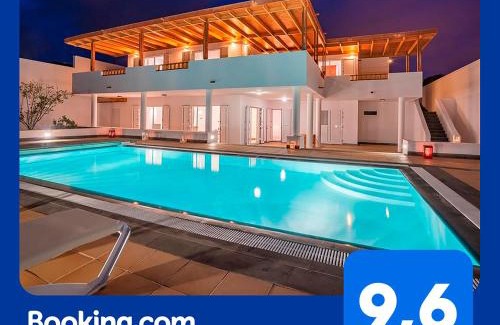 Puerto Calero Villa | Villa Dedalos - A luxury large villa with a heated pool in Puerto Calero