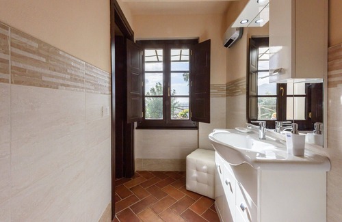 Pietrasanta Villa | Villa degli Ulivi by MMega