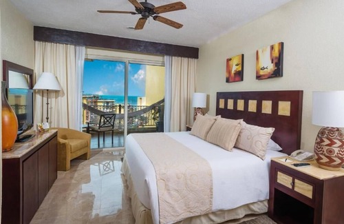 Downtown Cancun Resort | Villa Del Palmar Cancun 5 Star Beach Resort !