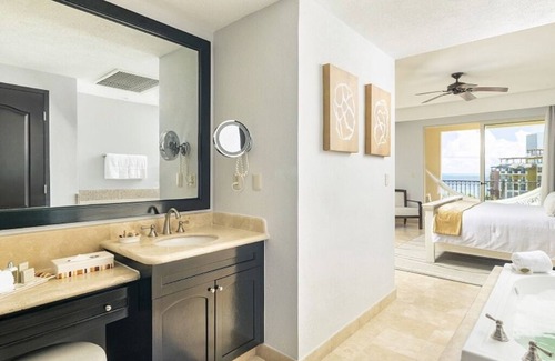 Downtown Cancun Resort | Villa Del Palmar Cancun Resort: experience a luxury stay.
