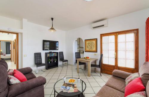 Matagorda Villa | Villa Delfin Sol by Villa Plus