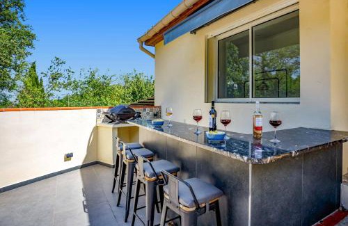 Laroque-des-Alberes Villa | Villa des Alberes by Villa Plus