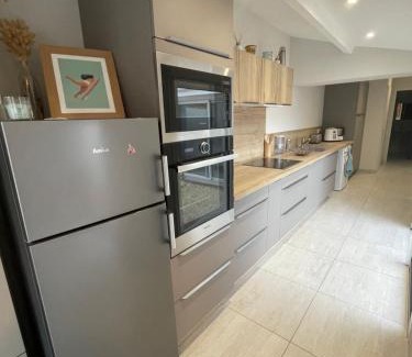 Les Sables d'Olonne Apartment | Villa des Huniers à La Chaume