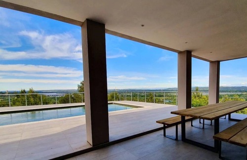Beaucaire Villa | Villa des Terrasses d'Argence - South of France - 18 people