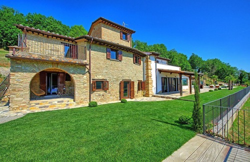 Montone Villa | Villa Destino, Luxury Italian Villa in Umbria