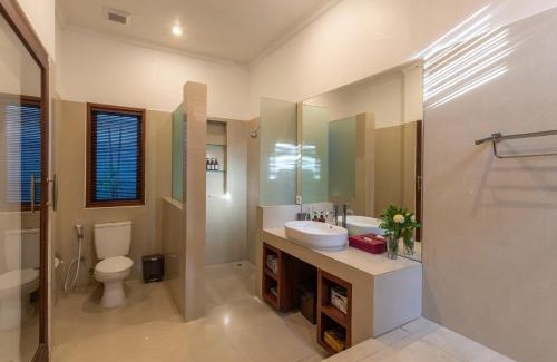 Central Seminyak Villa | Villa Dewata 3