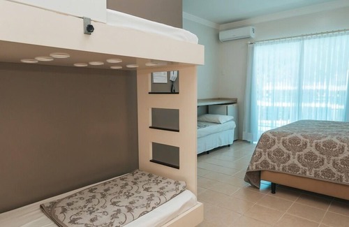 Belchior Central Hotel | Villa Di Acqua Hotel