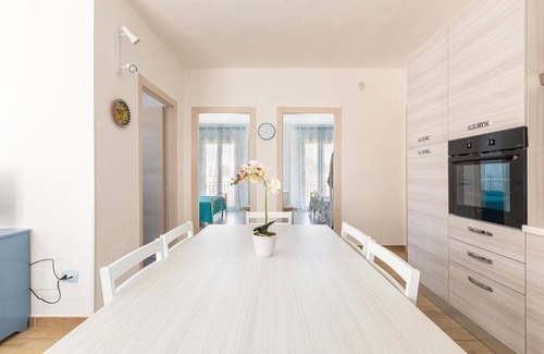 La Strea House | Villa dolce tramonto by barbarhouse