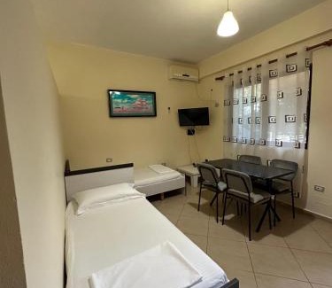 Radhime Apartment | Villa Edi