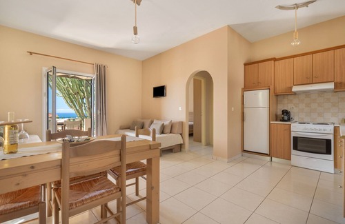 Leivathos Apartment | Villa Eirini with Sea View