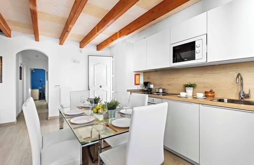 Los Delfines Villa | Villa Elizabet - Four Bedroom Villa, Sleeps 8