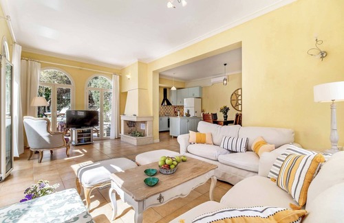 Sivota Villa | Villa Elpida - Dreamy Location with Beautiful Sea Views from the Infinity Pool