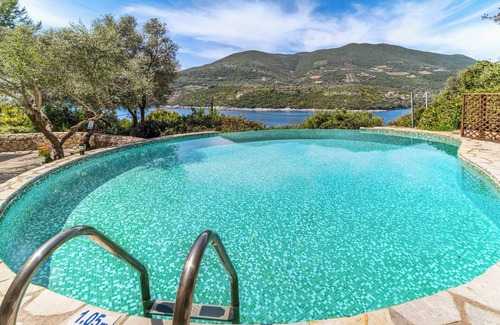Sivota Villa | Villa Elpida - Dreamy Location with Beautiful Sea Views from the Infinity Pool