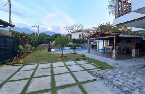 Comuna 3 Villa | Villa Emma