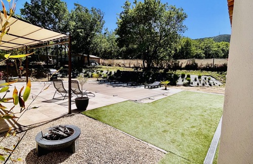 Provence Villa | Villa En Provence with Swimming Pool