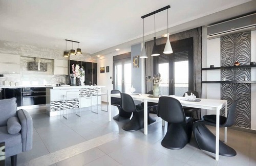 Thermi House | Villa Erytha - Serene Retreat with Views & Garden