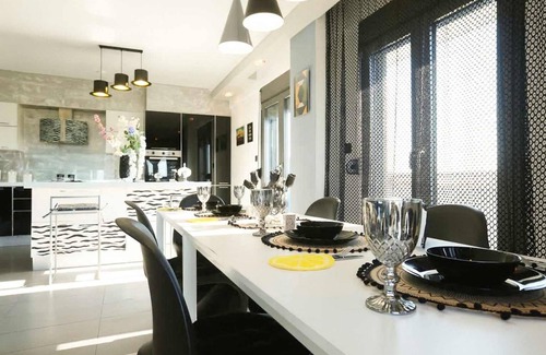 Thermi House | Villa Erytha - Serene Retreat with Views & Garden