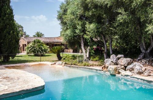 Buger House | Villa Es Sestadors By homevillas360