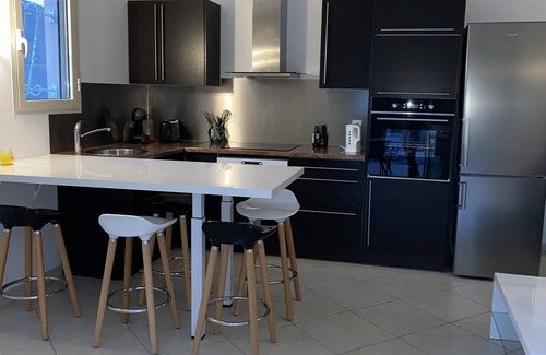 Ajaccio House | Villa Espérance in a green setting 10 minutes by car from the beaches