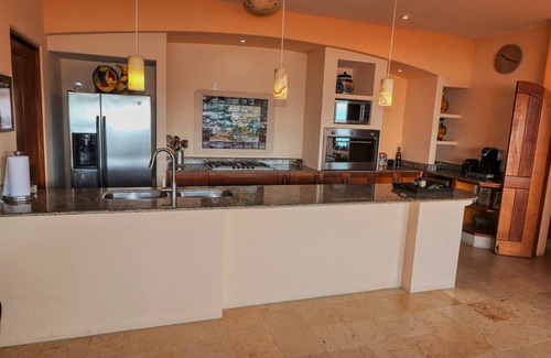 Ixtapa - Zihuatanejo Condo | VILLA ESTRELLA del Mar-CASA ZIH 3: A Panoramic Vista overlooking Playa la Ropa