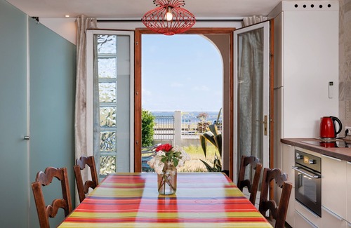 Lacanau House | Villa Etchola – Lacanau | Lake View, Close to Ocean, Surf, Golf & Nature - Rated 3 Stars