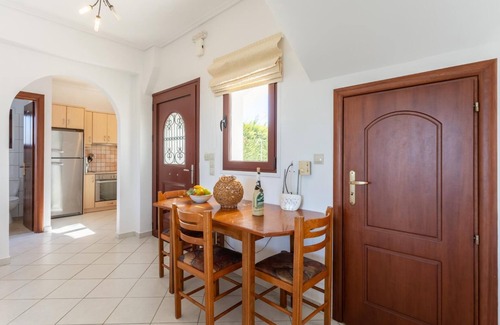 Kokolata Villa | Villa Europe Thia - Three Bedroom Villa, Sleeps 7