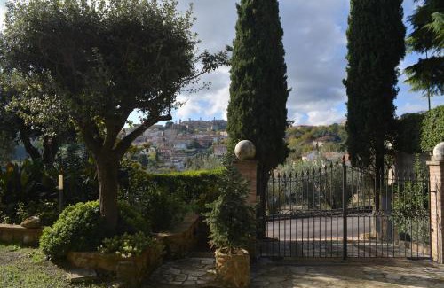 Montepulciano House | Villa Fè -Choose Panoramic View, Jacuzzi, Private Parking