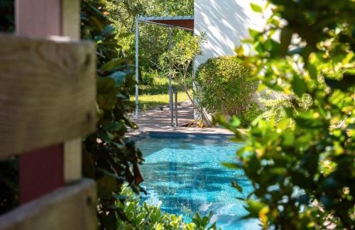 Servas Villa | Villa face au Mont Bouquet