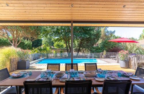 Biscarrosse Villa | Villa familiale 10 pers. à Biscarrosse avec piscine chauffée, près du lac et des pistes cyclables - FR-1-319-488