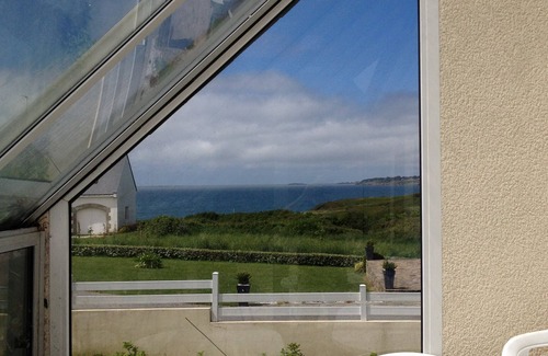 Kerherou Villa | Villa Familiale en Bord de Mer - Sea View 200m from the beach