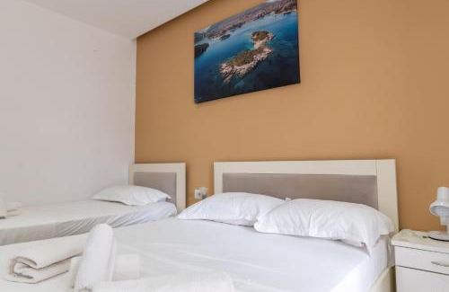 Ksamil Apartment | Villa Family Garden